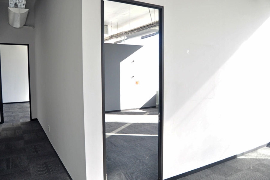 To Let commercial Property for Rent in Paarden Eiland Western Cape